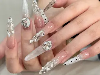 ネイル ネイルサロン Jasmine 池袋東口所属・YU RIのネイルデザイン