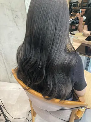 ロング ✨色持ちの良い艶 カラー✨蟹江真世のヘアスタイル