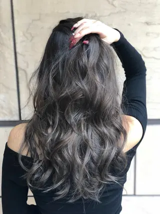 ロング カラー レイヤー/ウルフ ハイトーンhiroのヘアスタイル