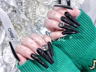 ネイル ✨Nailsalon Vi+✨のネイルデザイン