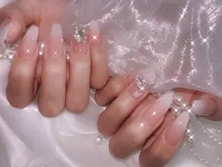 ネイル s -ému-のネイルデザイン