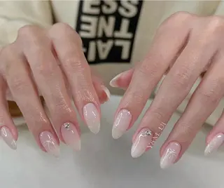 ネイル Ui_Amor (パラジェル)のネイルデザイン