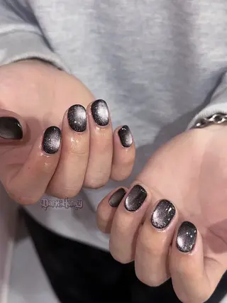 ネイル Dark honey スカルプ専門原宿店のネイルデザイン