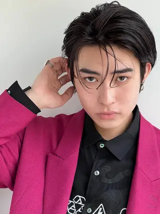 ショート メンズ メンズカット曲がる 縮毛矯正佐々木タクマのヘアスタイル