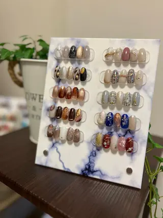 カラー ネイル ecru エクリュのネイルデザイン