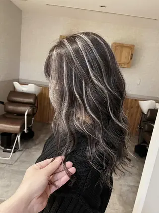 セミロング カラー ROBIN所属・指名数No.1 /NAOYAのヘアスタイル