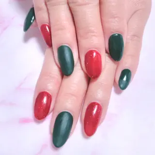 ネイル エステとネイル ローズコンフォートのネイルデザイン