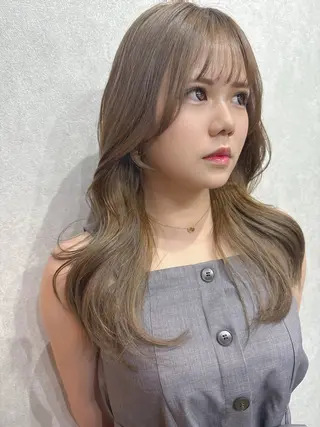 ロング カラー AIRI layer cut hairのヘアスタイル