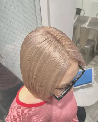 ショート カラー ハイトーン･髪質改善 MIOKAのヘアスタイル