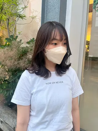 セミロング 西崎 満里奈のヘアスタイル