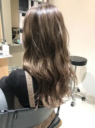 ロング カラー ROCAReTA  FOR HAIR 河原町三条店所属・あべ ゆうかのヘアスタイル