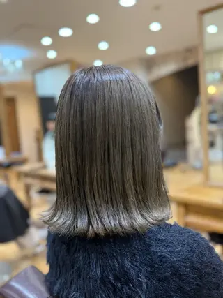 ミディアム YASUHIRO グレージュ/メンズのヘアスタイル