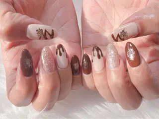 ネイル Moon's🌙💅 Shioriのネイルデザイン