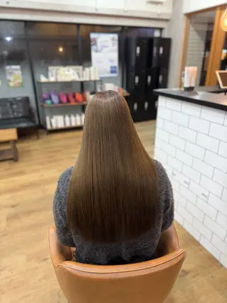 ロング カラー 宮崎 稚世のヘアスタイル