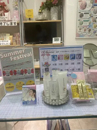 ショート ネイル マツエク・マツパ アイブロウ 小倉 麻由のエステ・リラクイメージ