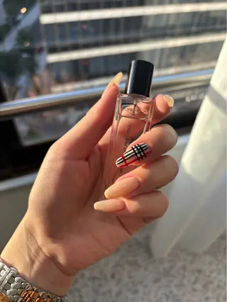 ネイル snazzy Anzuのネイルデザイン