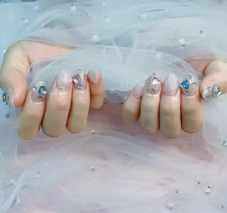 ネイル パーツ全部¥110 サロンミミのネイルデザイン