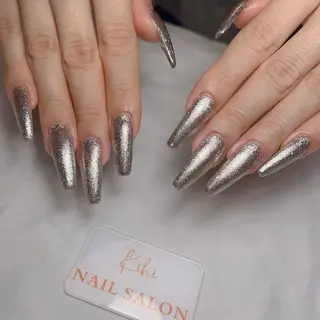 ネイル 💕鈴木ユリ パラジェル/オフ無料のネイルデザイン