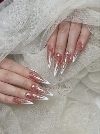 ネイル Maggie Nail🦩のネイルデザイン