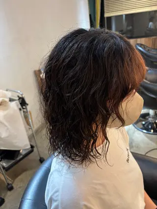 ミディアム パーマ 平川 海夢のヘアスタイル