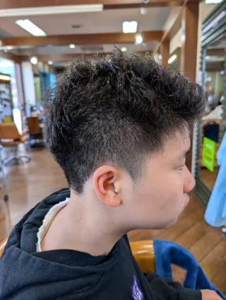 ショート メンズ 本田 圭輔のヘアスタイル