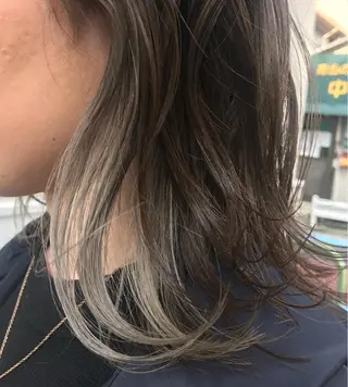 ミディアム カラー yah iroのヘアスタイル