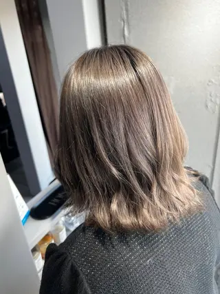 ショート カラー ブリーチ/艶カラー/ Chinatsuのヘアスタイル