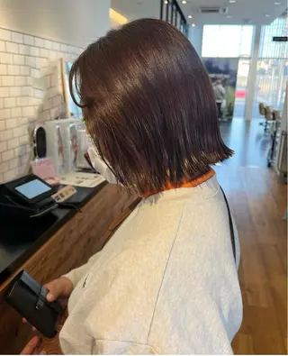 ショート カラー 中村 彩奈のヘアスタイル