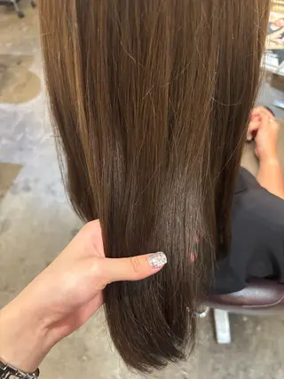 カラー コンドウ マナミのヘアスタイル