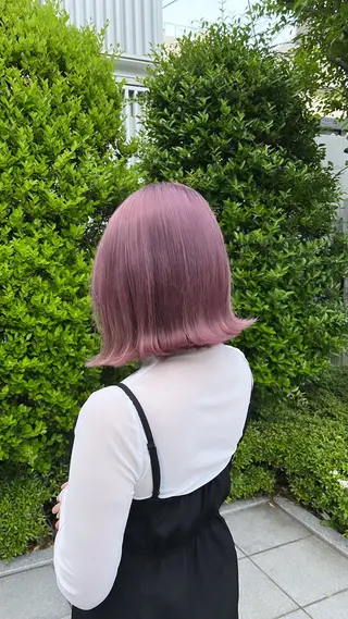 ミディアム カラー ヘアアレンジ 🩶【推しハイトーン 】yuzu🩶のヘアスタイル