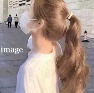 ロング カラー 🫧うる艶トレンド 🫧透明感カラーのヘアスタイル