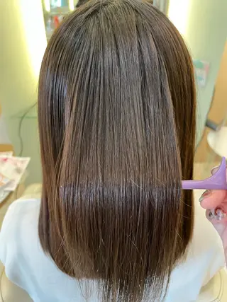 ロング 内田温子大人女性 ハイライト、ボブのヘアスタイル