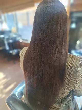 ロング 飯田 仁美のヘアスタイル