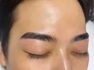 アイブロウ private salon eyes所属・EYES YUNのマツエク・マツパデザイン