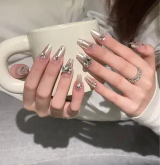 ネイル flower nailsalon所属・Flower nailのネイルデザイン