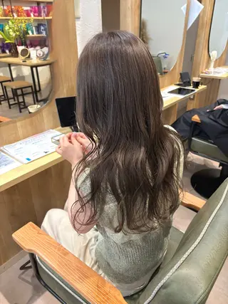 ミディアム velua yumekaのヘアスタイル