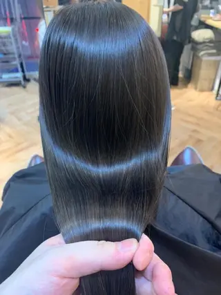 ロング カラー 韓国🇰🇷レイヤー 映える顔周り🩷のヘアスタイル