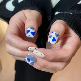 ネイル Ami 🦥のネイルデザイン