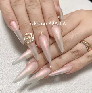 ネイル R inのネイルデザイン