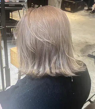 セミロング カラー 海外デザイン🇺🇸 石渡諒太のヘアスタイル