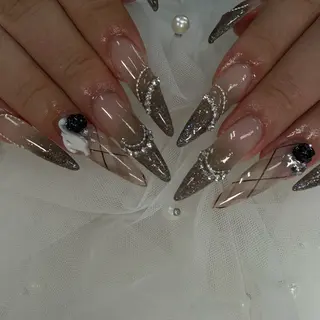 ネイル SHION のネイルデザイン