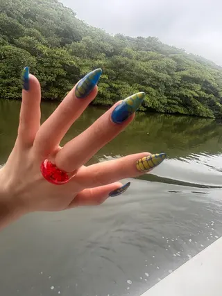 ネイル 栗田 ゆう子のネイルデザイン