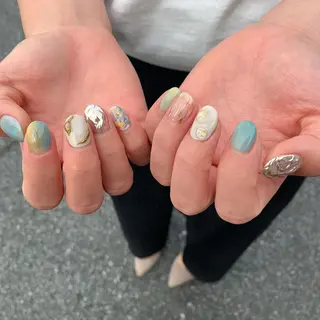 ネイル 佐藤 穂乃香のネイルデザイン