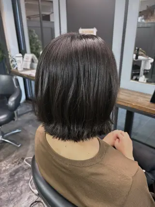 ショート ユイカ🐮暖色カラー / 髪質改善のヘアスタイル