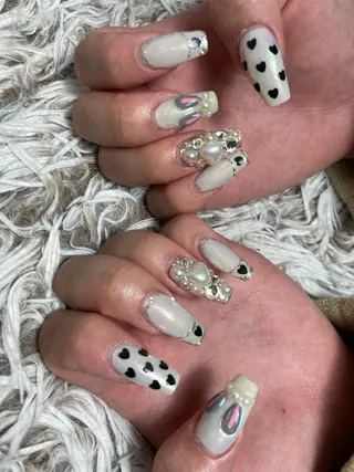 セミロング ネイル ✴︎ Delightのネイルデザイン