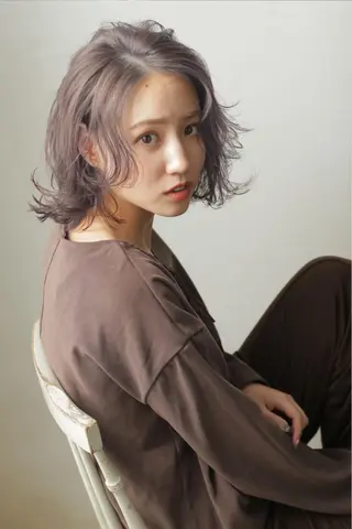 カラー 龍 門のヘアスタイル