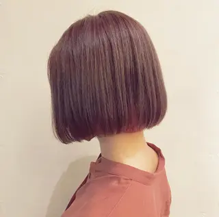 ショート カラー 長谷川 華奈子のヘアスタイル