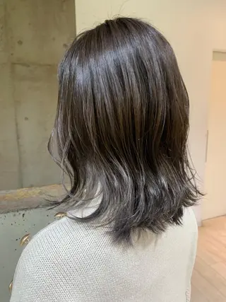 セミロング カラー 顔周り/暗髪カラー /アベ マホのヘアスタイル