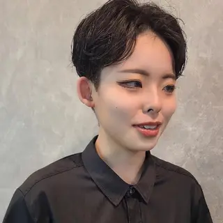 ショート 西田 理沙のヘアスタイル