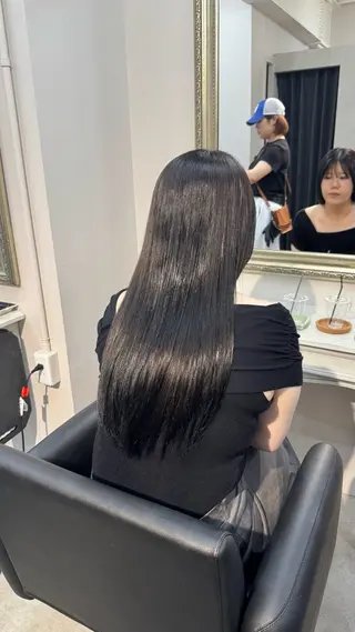 ロング reira/堀江/ レイヤーカットのヘアスタイル